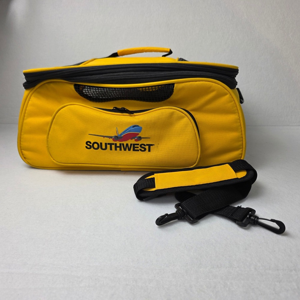 Traveler's Choice Southwest Airlines Yellow Mesh Pet Carrier Small Dog Cat Bag